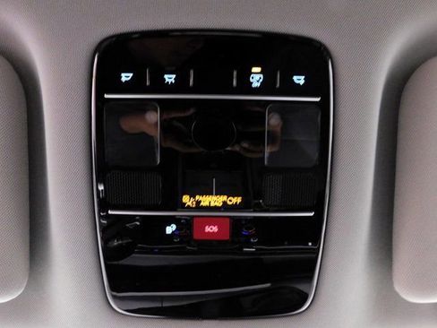 Used 2025 Hyundai Santa Fe SEL image 31