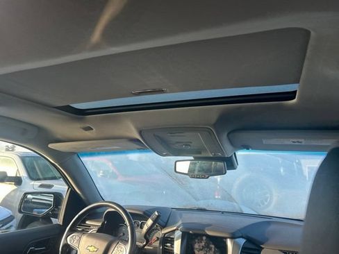 Used 2019 Chevrolet Suburban LT AWD/4WD image 10