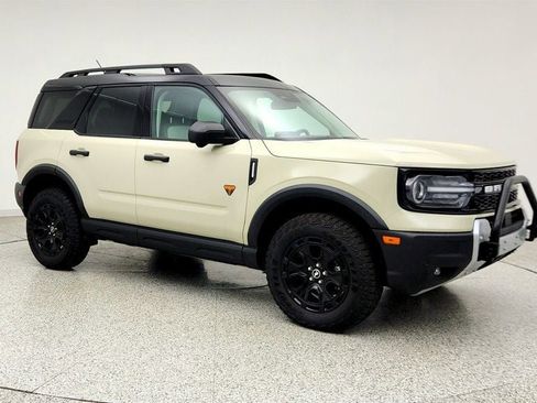 Used 2025 Ford Bronco Sport Badlands w/ Sasquatch Badlands Package AWD/4WD image 3