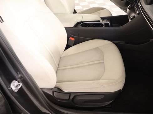 Used 2025 Hyundai Sonata SEL FWD image 13
