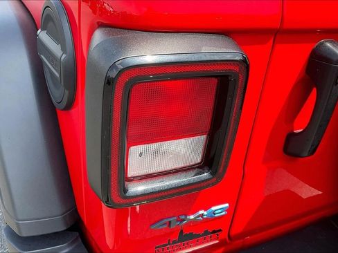 Used 2025 Jeep Wrangler Unlimited Sport S 4xe AWD/4WD image 25