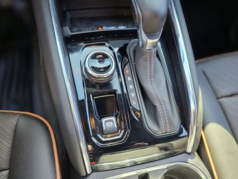 Used 2025 GMC Canyon AT4 w/ AT4 Premium Package AWD/4WD image 34