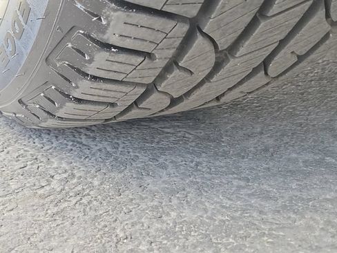 Used 2017 Ford Explorer Sport AWD/4WD image 32