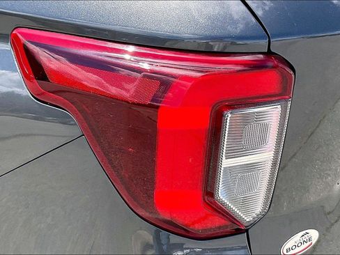 Used 2020 Ford Explorer ST AWD/4WD image 30
