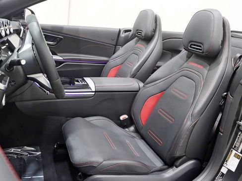 Used 2026 Mercedes-Benz CLE 53 AMG 4MATIC Cabriolet image 27