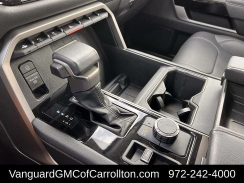 Used 2022 Toyota Tundra Limited AWD/4WD image 22