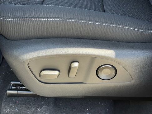 New 2026 Chevrolet Traverse LT w/ Enhanced Driving Package image 24