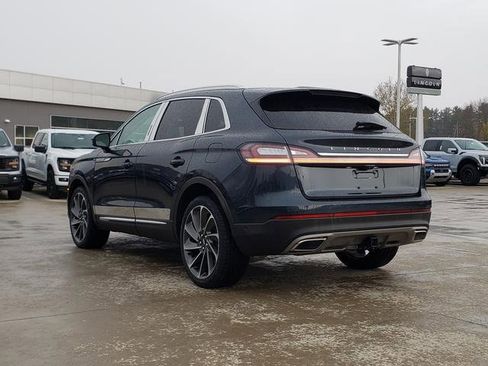 Used 2022 Lincoln Nautilus Reserve w/ Equipment Group 202A image 6