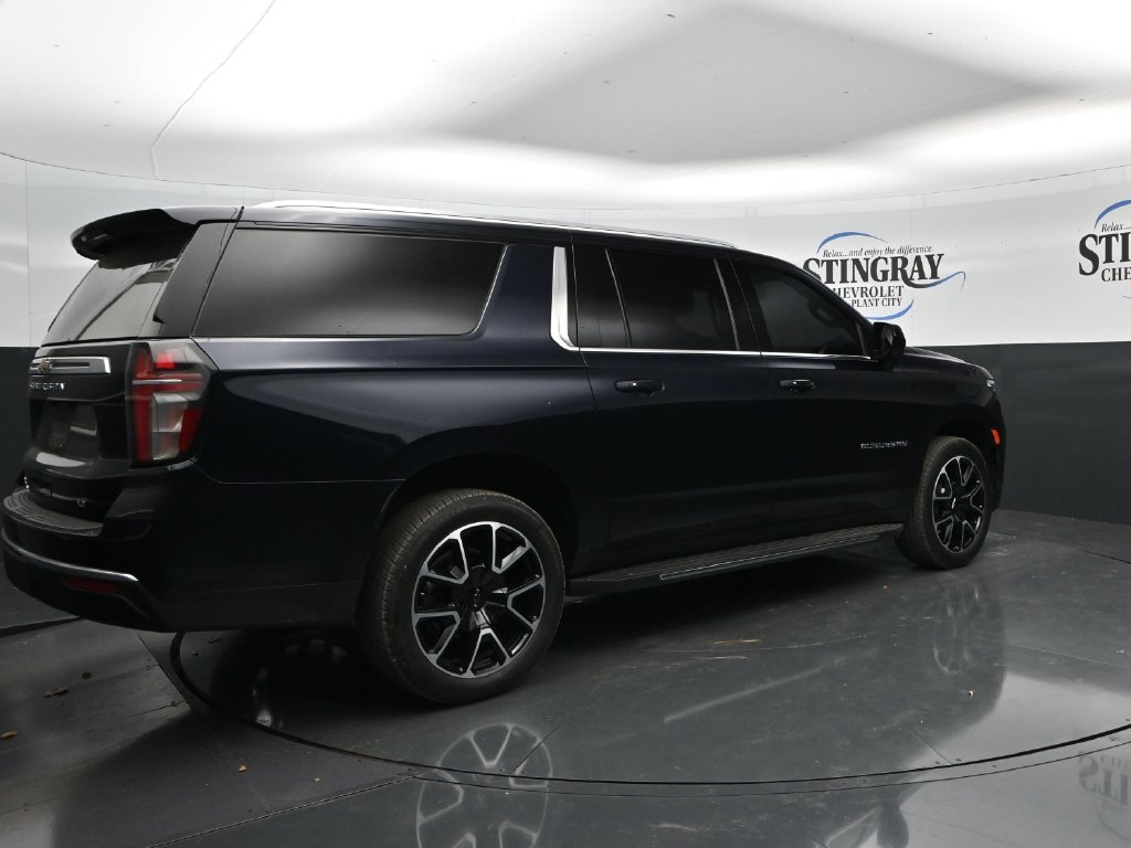 Used 2021 Chevrolet Suburban LT w/ Rear Media and Nav Package RWD image 7