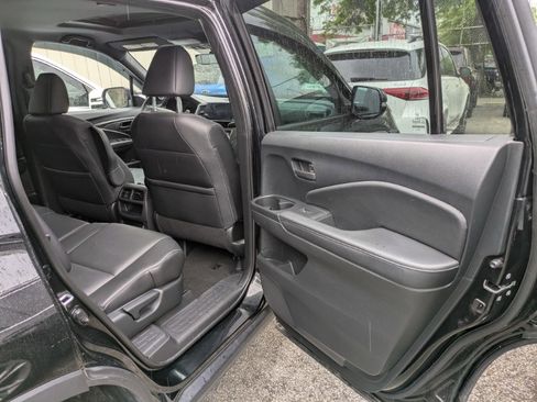 Used 2023 Honda Passport EX-L image 8