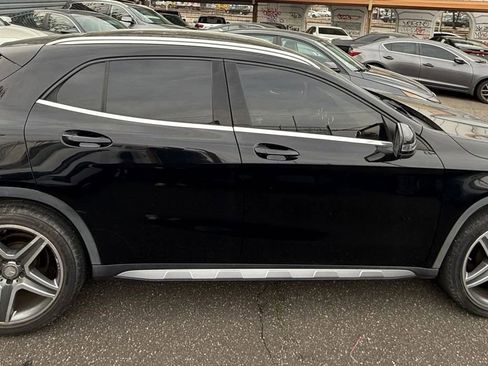 Used 2015 Mercedes-Benz GLA 250 4MATIC image 3