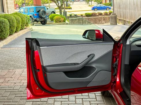Used 2025 Tesla Model 3 RWD image 15