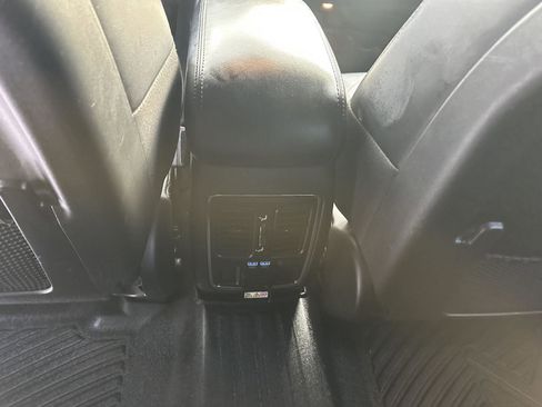 Used 2020 Jeep Grand Cherokee Limited image 18