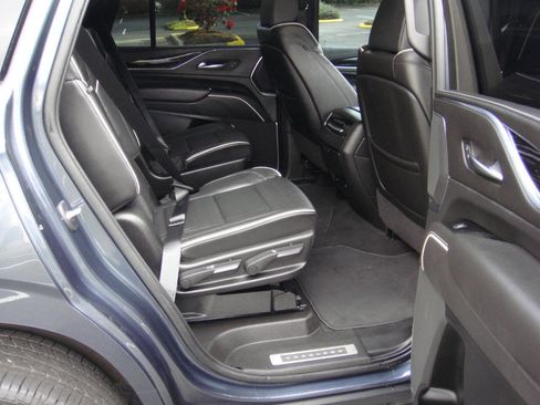 Used 2021 Cadillac Escalade Sport w/ Driver Assist Tech Package image 16