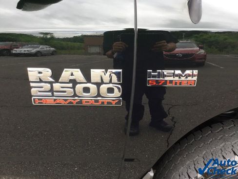 Used 2018 RAM 2500 Big Horn image 23