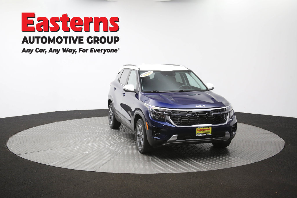 Used 2024 Kia Seltos S AWD/4WD image 56