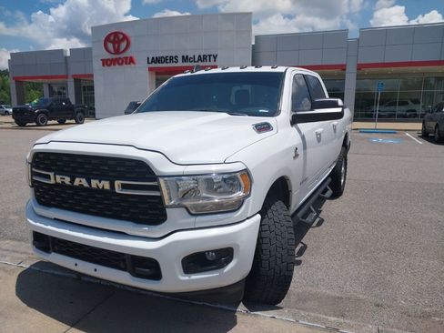 Used 2022 RAM 2500 Big Horn w/ Level A Equipment Group AWD/4WD image 2