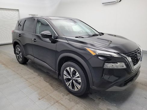 Used 2022 Nissan Rogue SV image 11