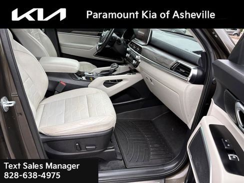 Used 2020 Kia Telluride SX w/ SX Prestige Package image 21