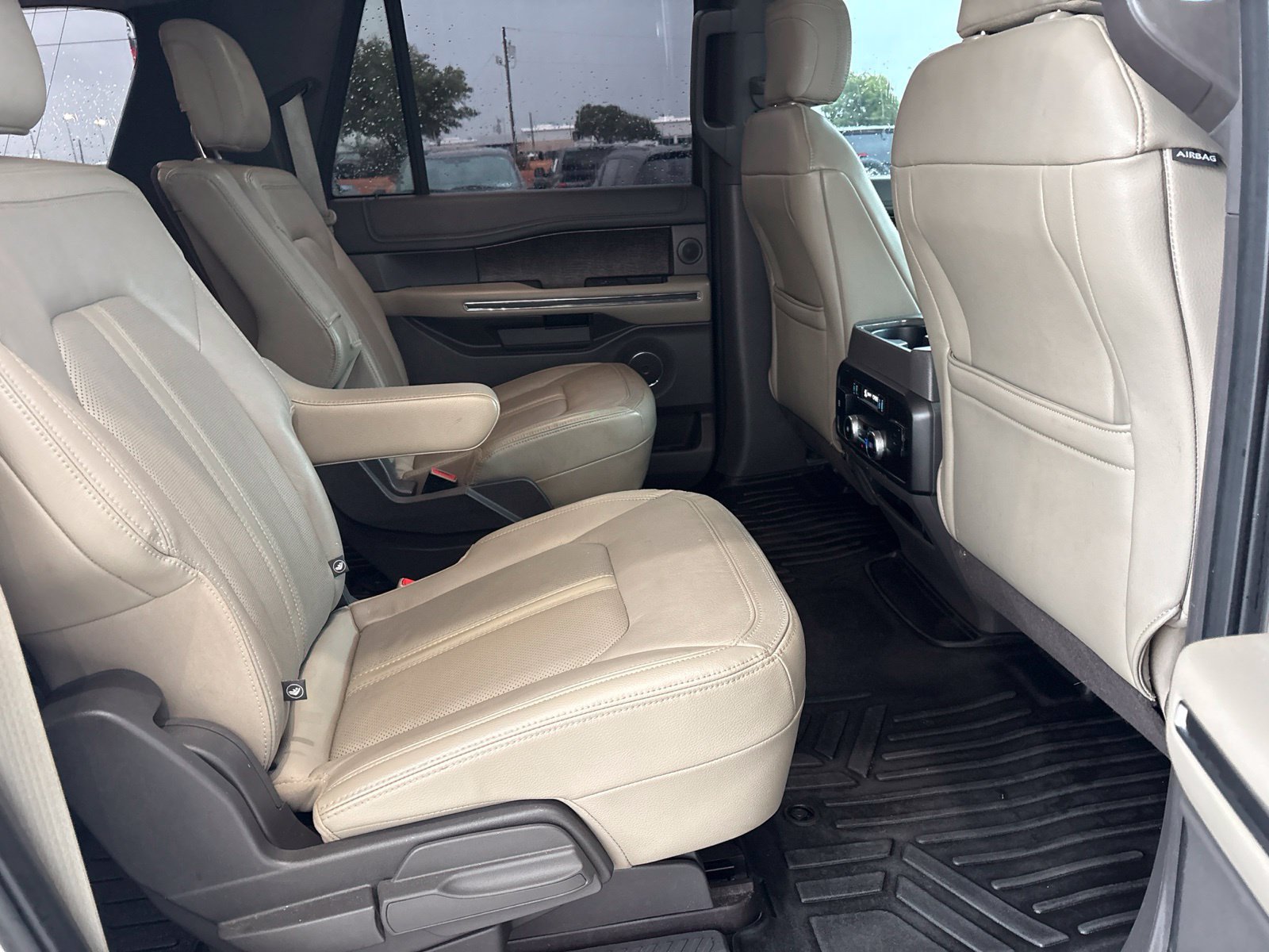 Used 2019 Ford Expedition Max Limited w/ Driver Assistance Package RWD image 23