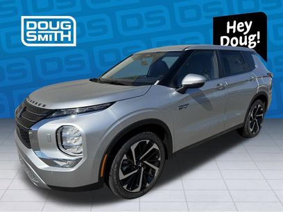 New 2025 Mitsubishi Outlander SE
