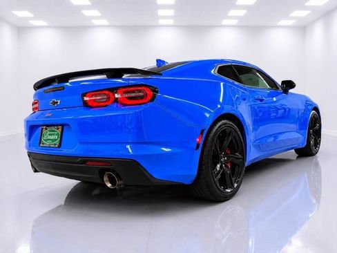 Used 2023 Chevrolet Camaro SS RWD image 5