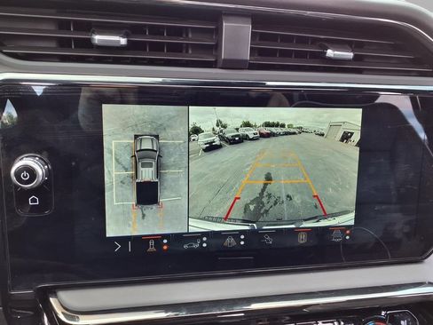 Used 2024 GMC Sierra 1500 AT4X AWD/4WD image 6