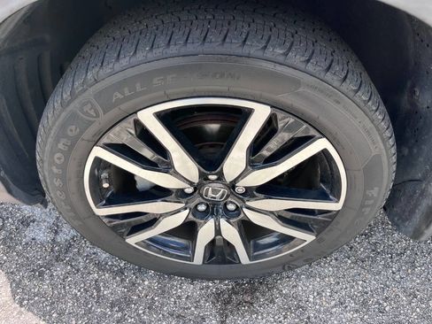 Used 2020 Honda Pilot Touring image 15