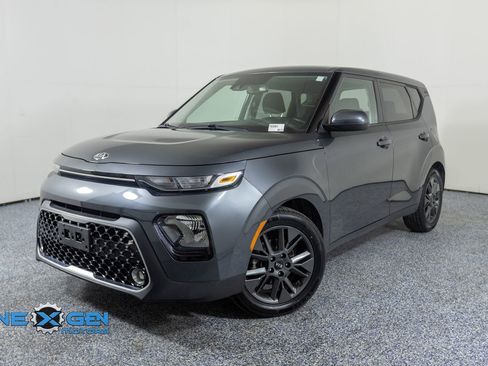 Used 2021 Kia Soul EX FWD image 3