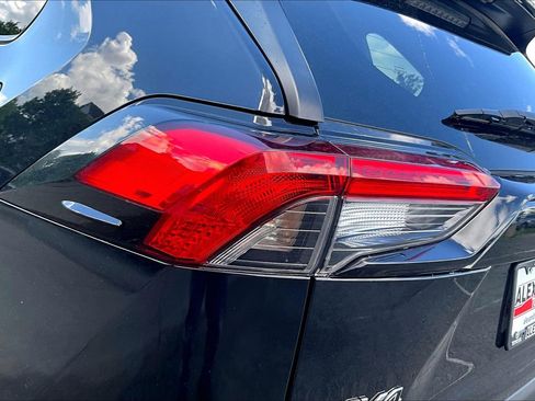 Used 2024 Toyota RAV4 XLE image 27