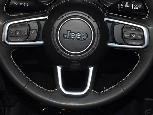 Used 2023 Jeep Wrangler Unlimited Sahara AWD/4WD image 21