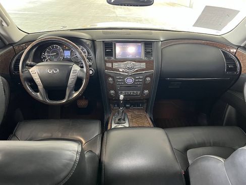 Used 2017 INFINITI QX80 4WD w/ Driver Assistance Package image 15