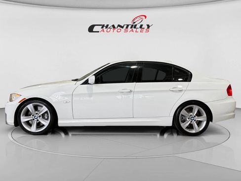 Used 2011 BMW 335i Sedan image 2