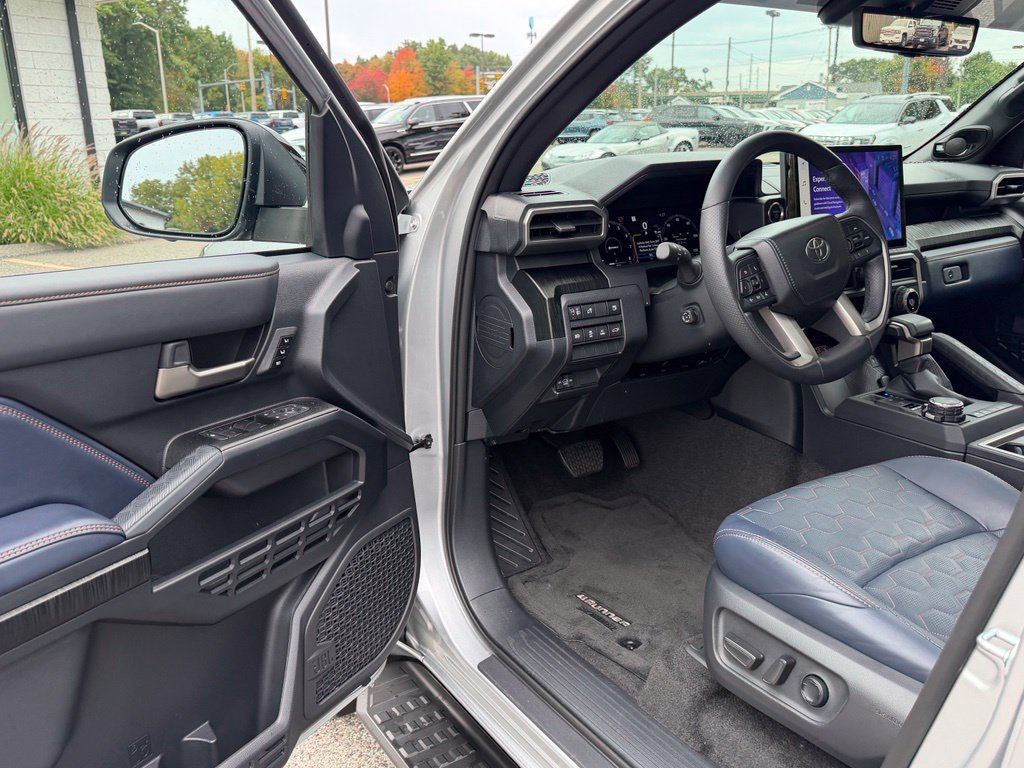 Used 2026 Toyota 4Runner Platinum AWD/4WD image 19
