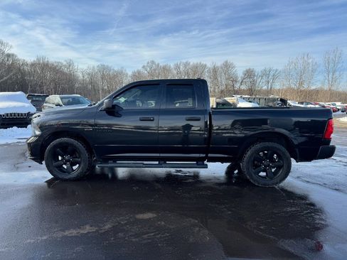 Used 2017 RAM 1500 Express w/ Black Ram 1500 Express Group image 2