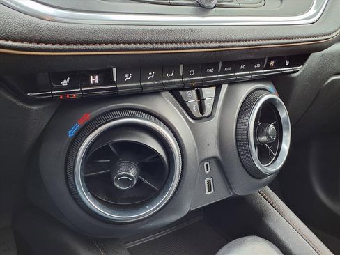 Used 2022 Chevrolet Blazer Premier image 27