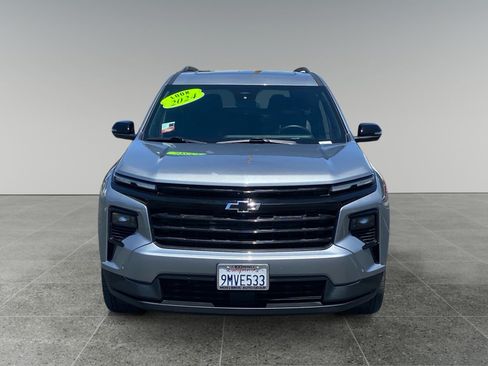 Used 2024 Chevrolet Traverse LT w/ Enhanced Driving Package FWD image 8