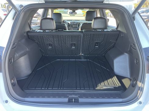 Used 2024 Chevrolet Equinox RS FWD image 24