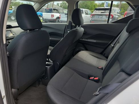 Used 2024 Nissan Kicks S FWD image 21
