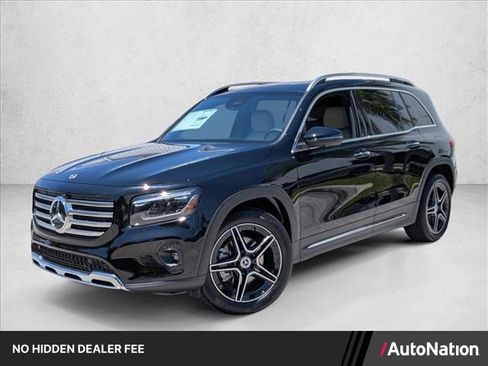 New 2026 Mercedes-Benz GLB 250 image 1