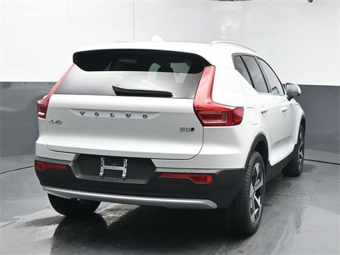 New 2025 Volvo XC40 B5 Plus w/ Protection Package Premier image 7