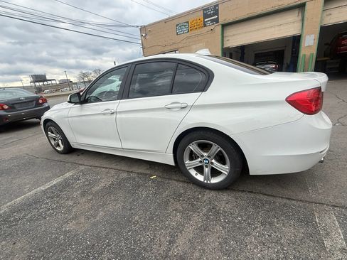 Used 2014 BMW 328i xDrive Sedan AWD/4WD image 9