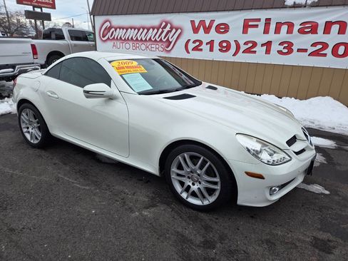 Used 2009 Mercedes-Benz SLK 300 image 1