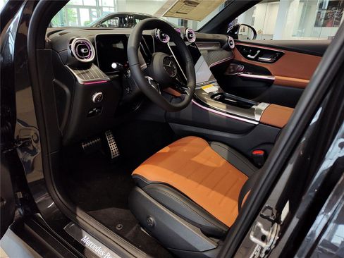 New 2026 Mercedes-Benz GLC 300 4MATIC image 2