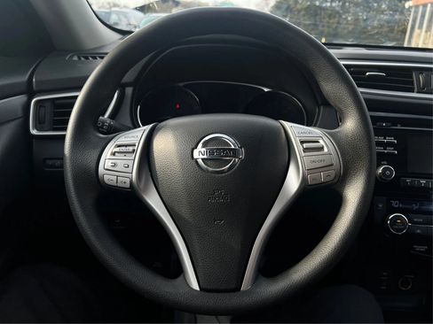 Used 2016 Nissan Rogue SV AWD/4WD image 20