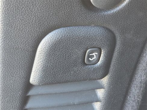 Used 2024 Dodge Durango GT image 15