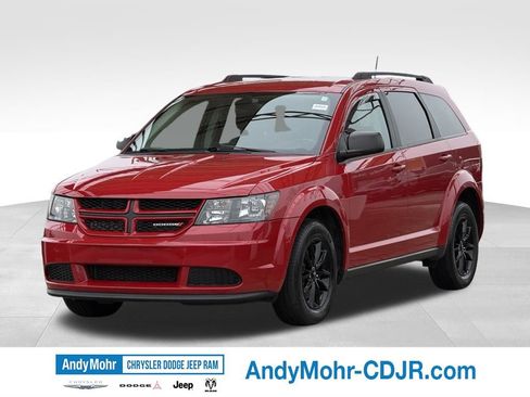 Used 2020 Dodge Journey SE w/ SE Popular Equipment Group FWD image 3