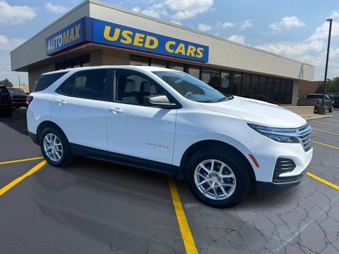 Used 2024 Chevrolet Equinox LS w/ LS Convenience Package AWD/4WD image 4