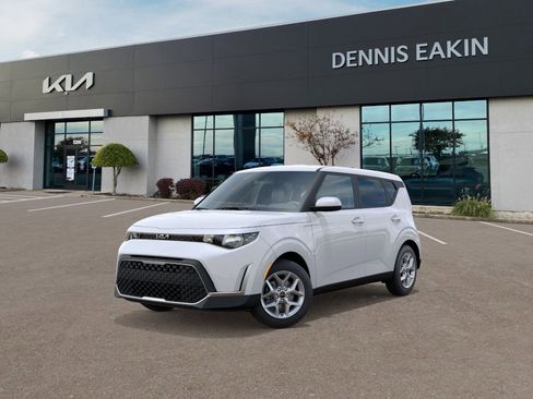 New 2025 Kia Soul LX image 1