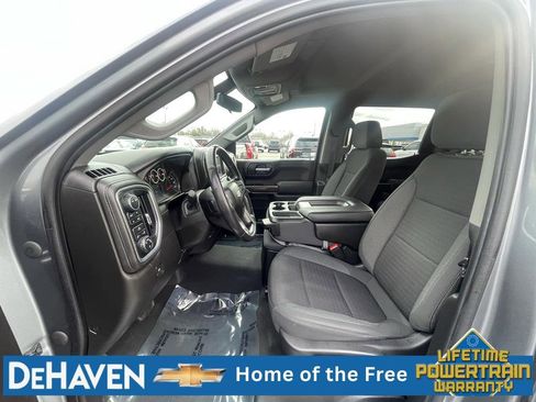 Used 2022 Chevrolet Silverado 1500 LT AWD/4WD image 17